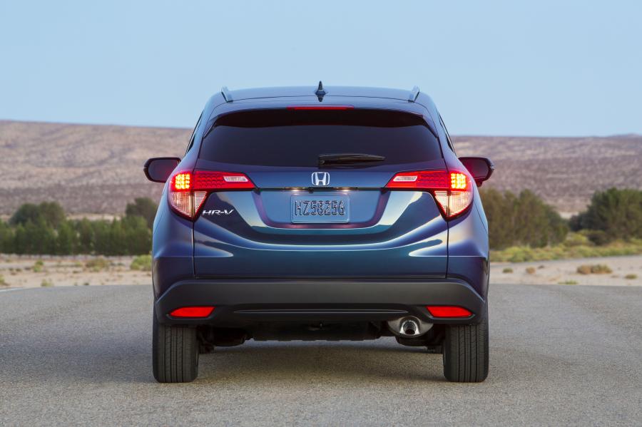  Honda HR-V 2015 года  (US) (фото 4 из 104)